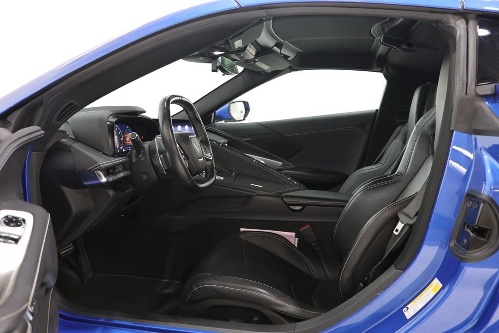 Used 2020 Chevrolet Corvette Stingray Coupe RWD image 17