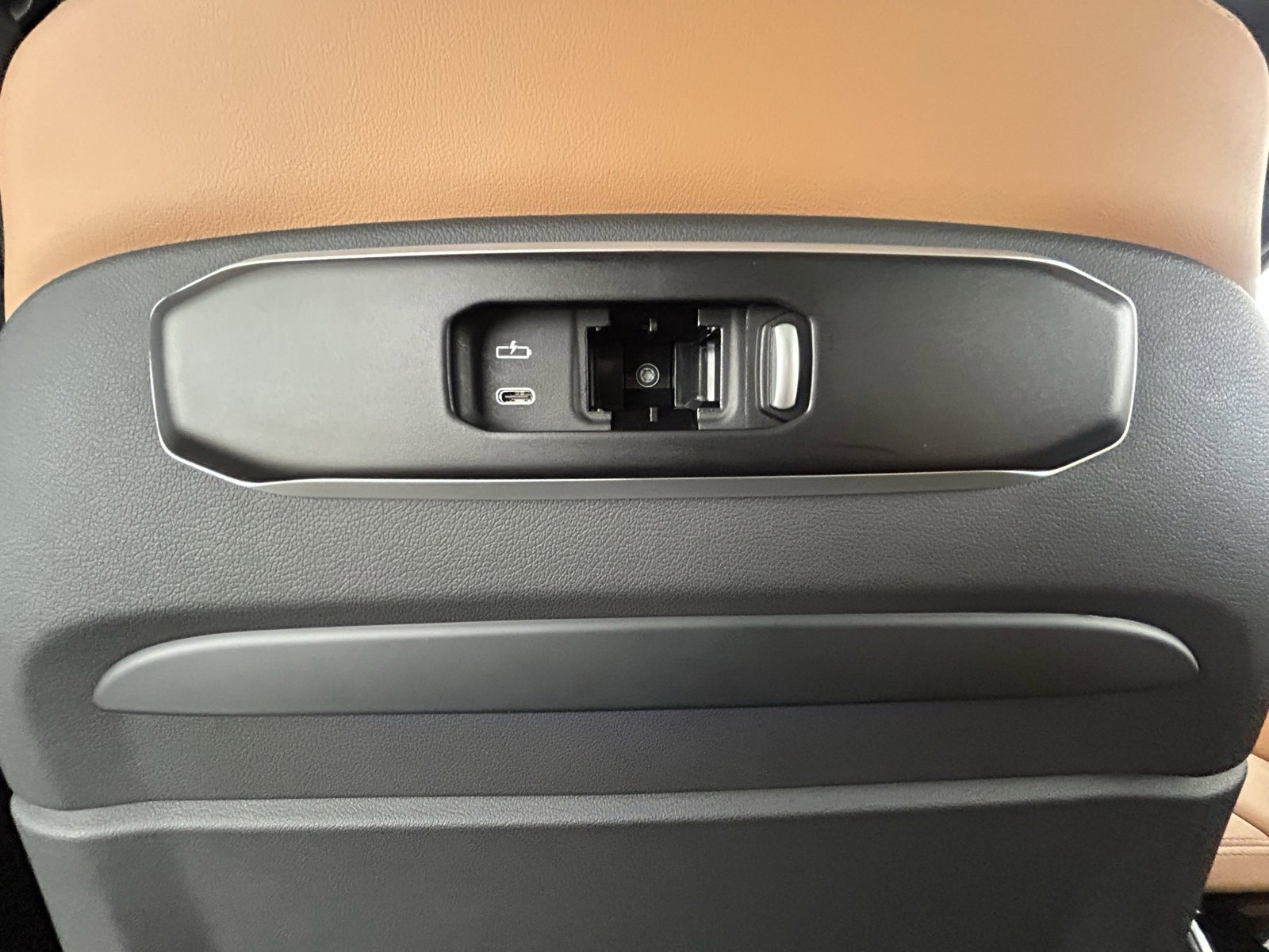 Used 2025 BMW X5 M60i image 35