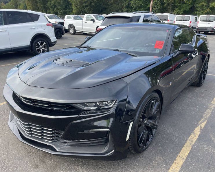 Used 2020 Chevrolet Camaro SS RWD image 1
