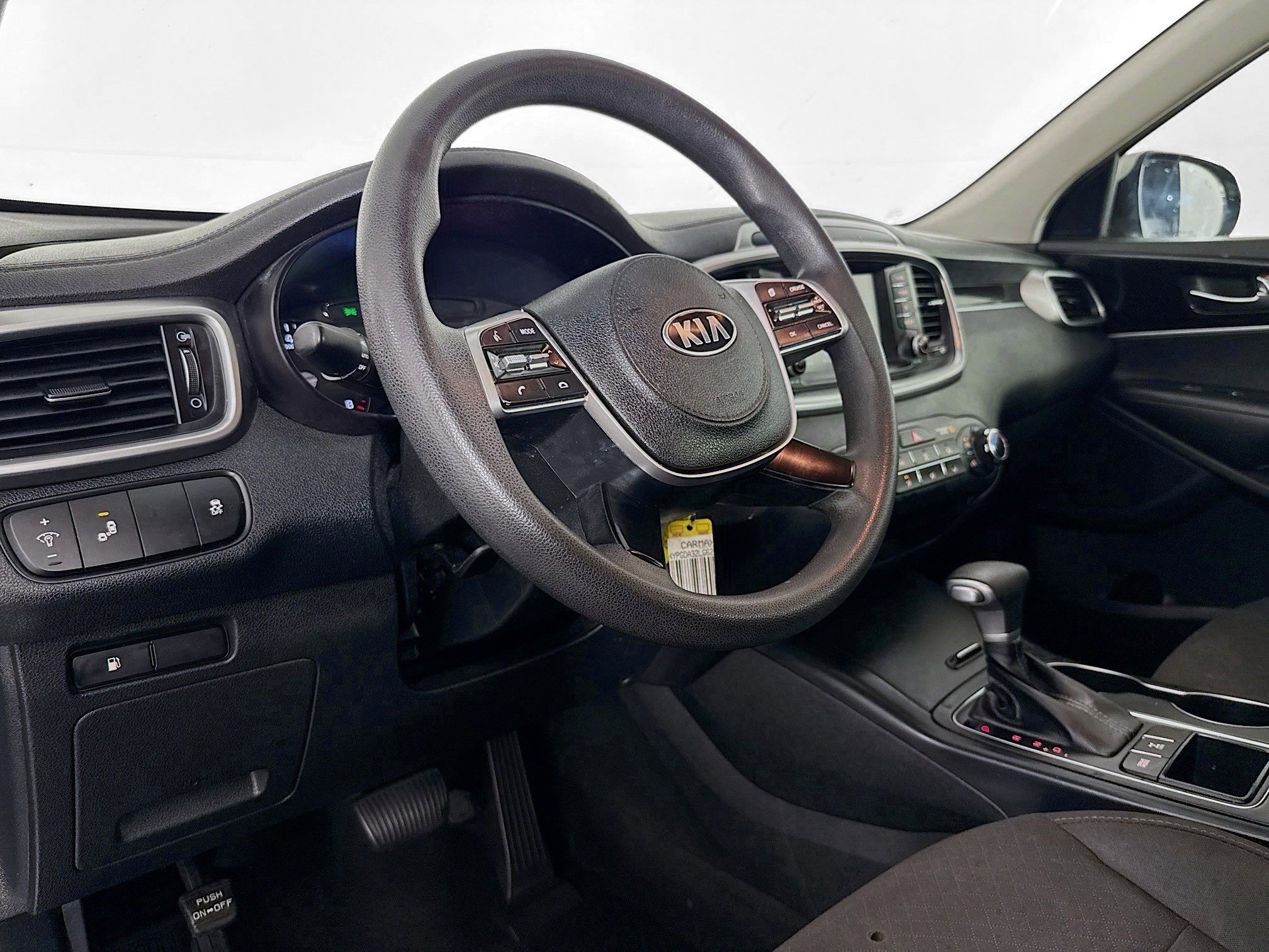 Used 2020 Kia Sorento LX image 21