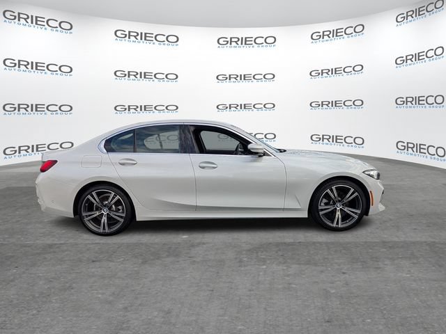 Used 2024 BMW 330i Sedan w/ Convenience Package RWD image 8
