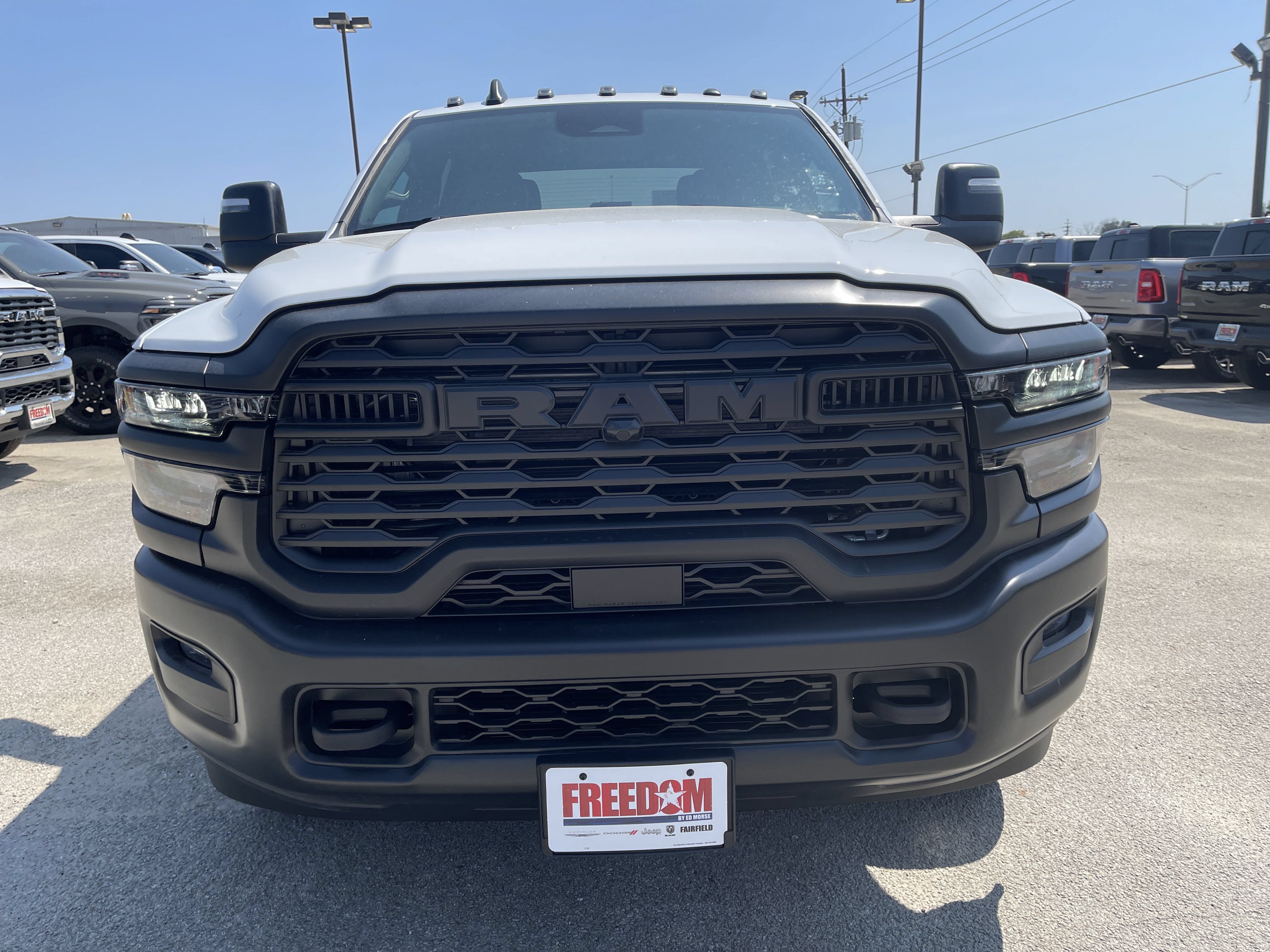 New 2026 RAM 3500 Tradesman AWD/4WD image 9