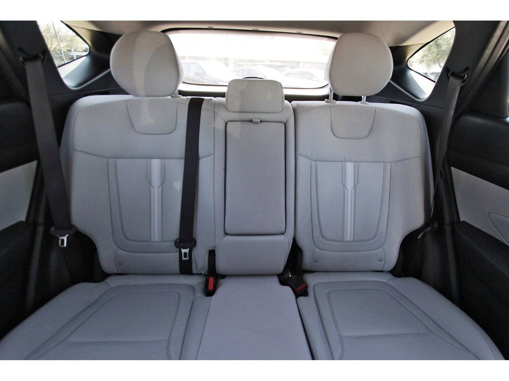 Certified 2025 Hyundai Tucson SEL image 13