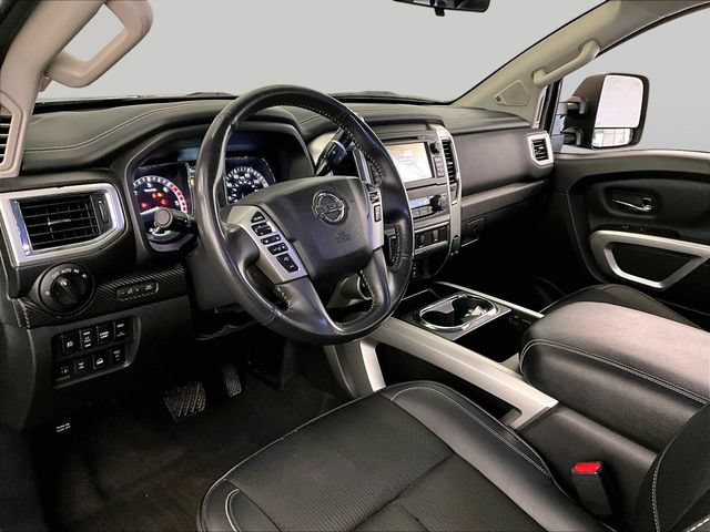 Used 2017 Nissan Titan PRO-4X AWD/4WD image 13