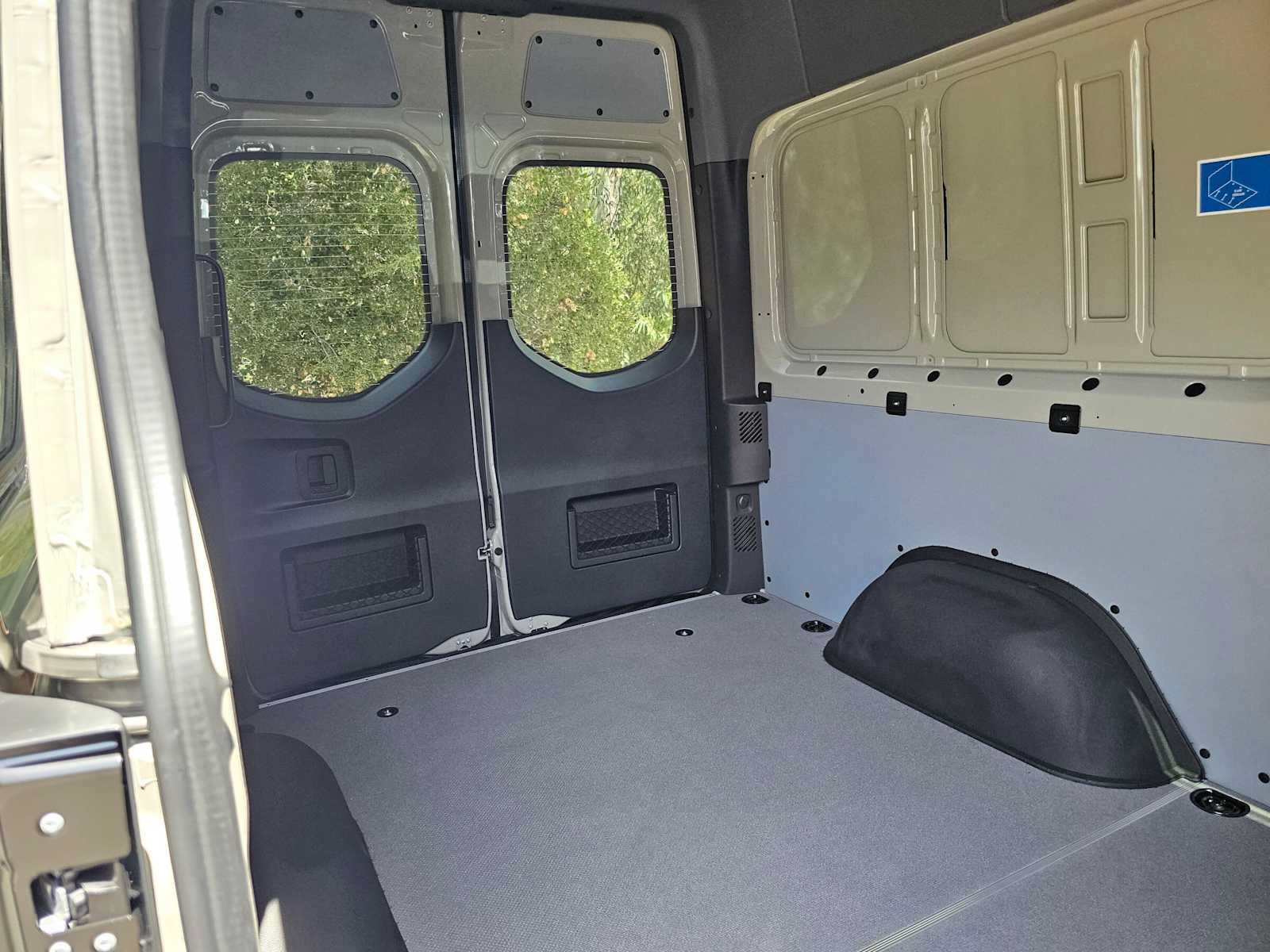 New 2026 Mercedes-Benz Sprinter 2500 image 13