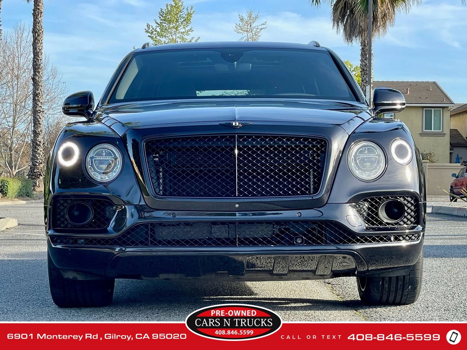 Used 2017 Bentley Bentayga AWD/4WD image 43