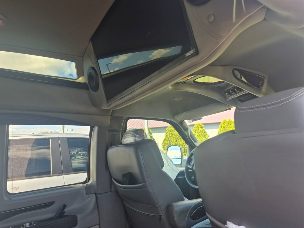 Used 2023 Chevrolet Express 2500 Explorer image 2