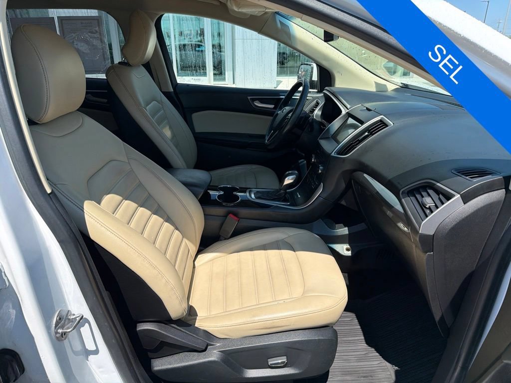 Used 2017 Ford Edge SEL w/ Equipment Group 201A AWD/4WD image 7