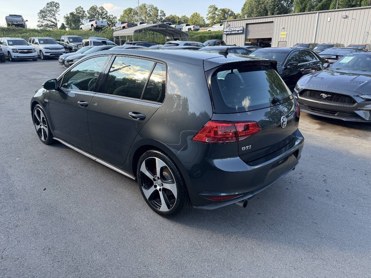 Used 2016 Volkswagen GTI S FWD image 7