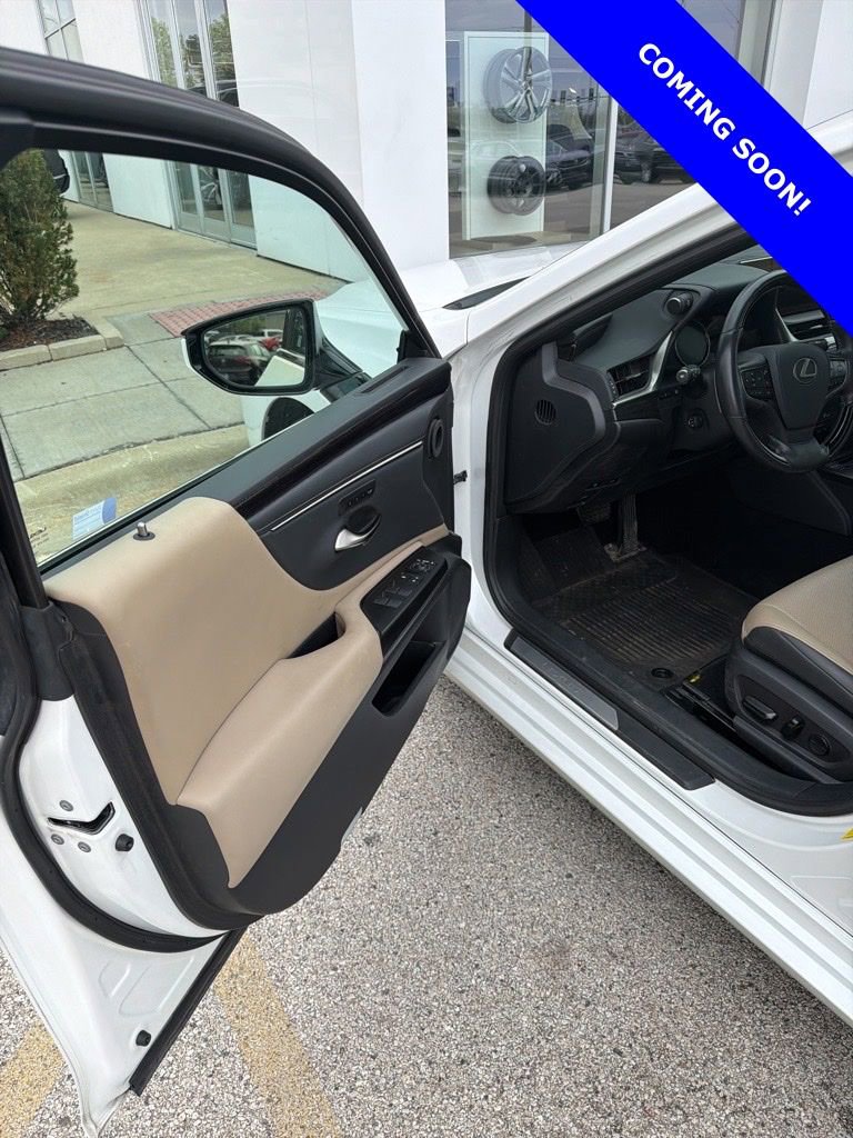 Used 2020 Lexus ES 350 w/ Premium Package image 5