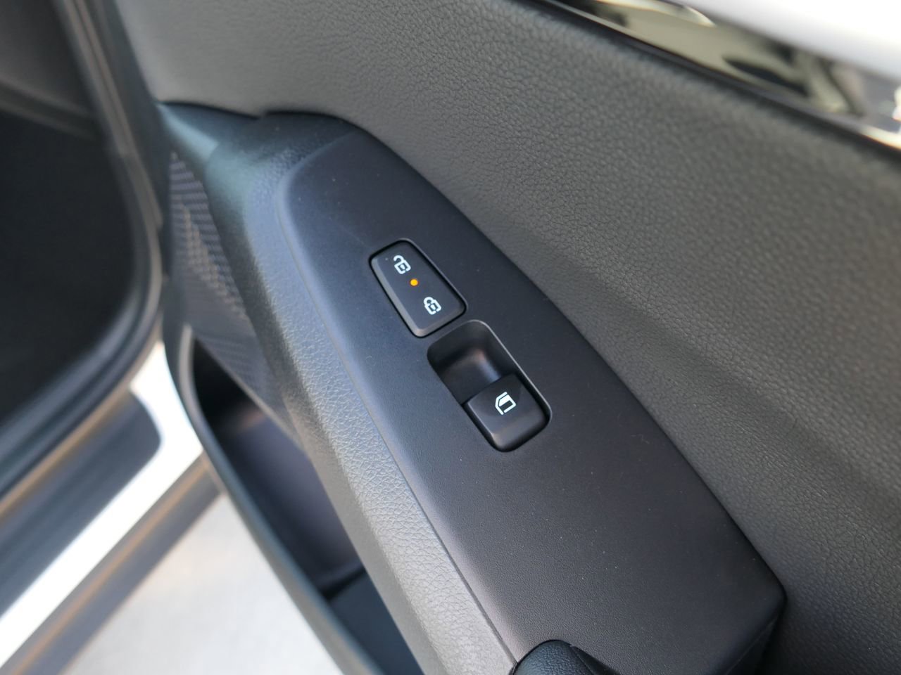 New 2026 Kia Seltos EX w/ EX Sunroof Package image 24