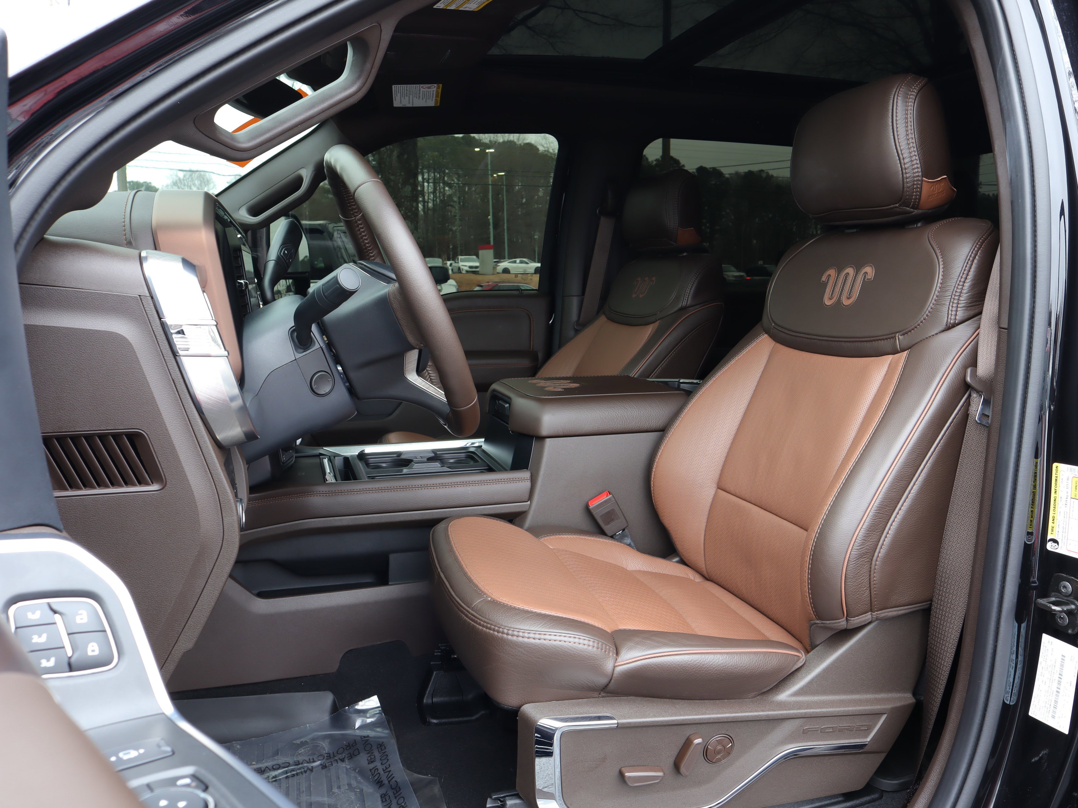 Used 2025 Ford F250 King Ranch image 9