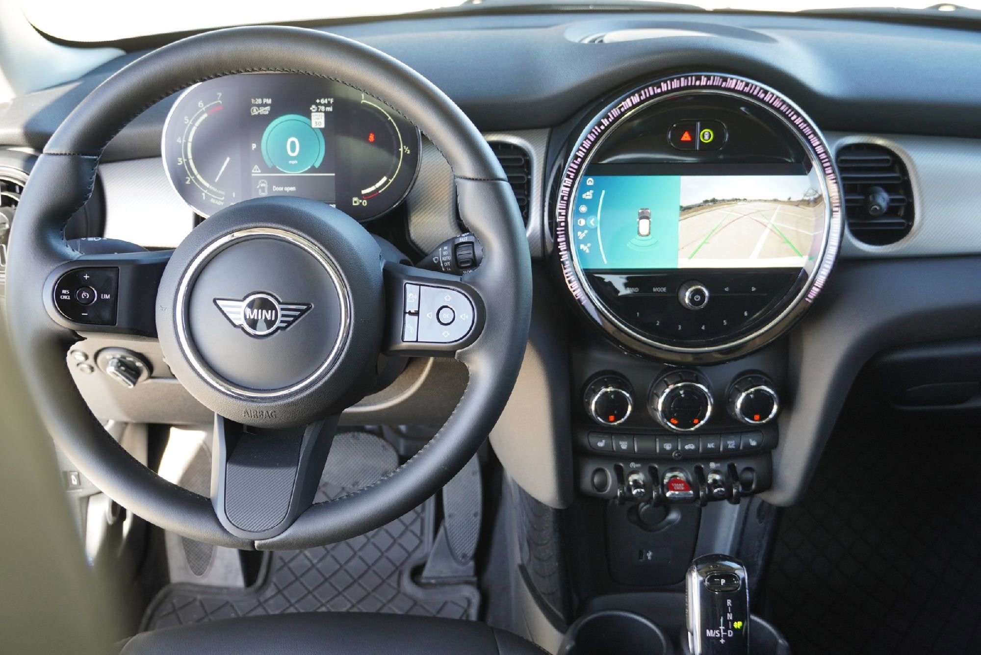 Used 2023 MINI Cooper 2-Door Hardtop image 26