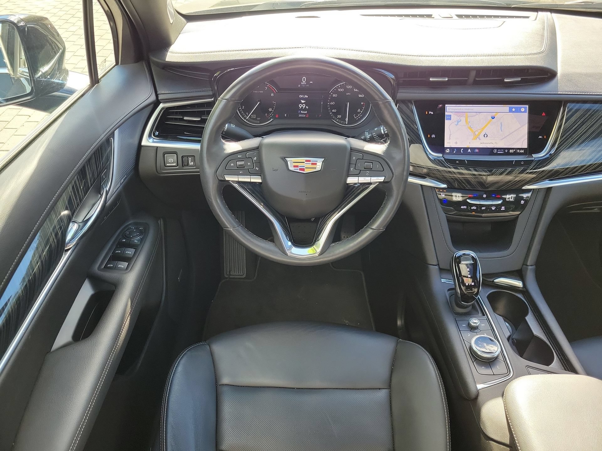 Used 2024 Cadillac XT6 Premium Luxury FWD image 24