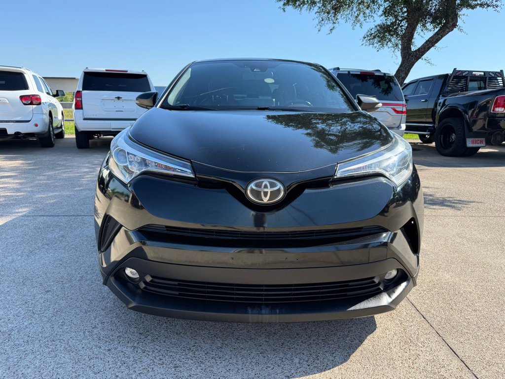 Used 2019 Toyota C-HR Limited FWD image 2
