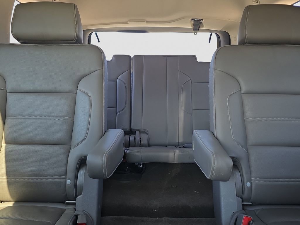 Used 2015 GMC Yukon Denali w/ Premium Package image 12
