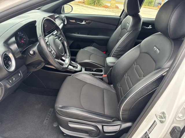 Used 2023 Kia Forte GT-Line w/ GT-Line Premium Package image 6