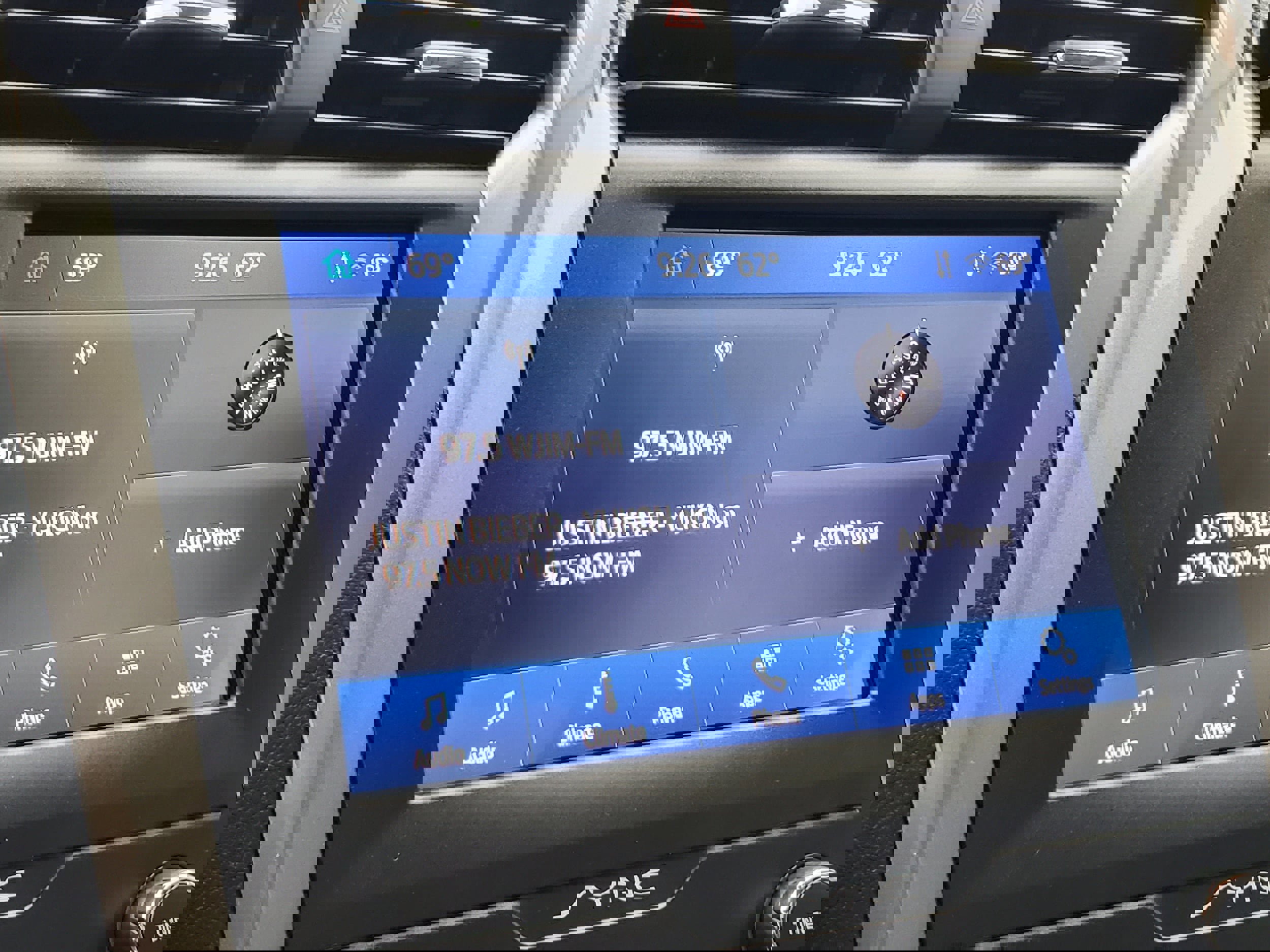 Used 2020 Ford Fusion SE image 22