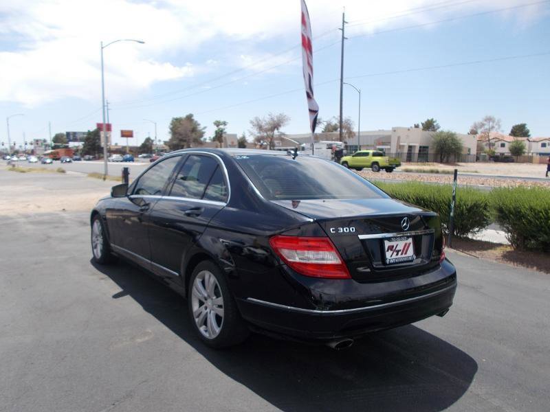 Used 2011 Mercedes-Benz C 300 Sedan image 5