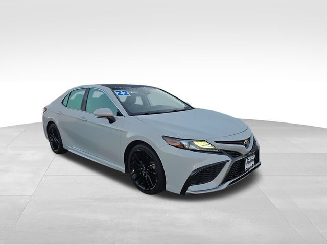 Used 2022 Toyota Camry XSE FWD image 12