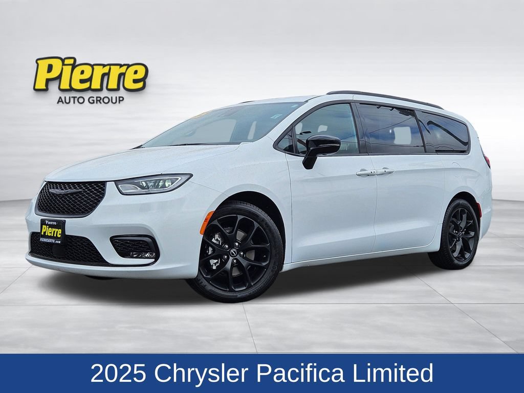 Used 2025 Chrysler Pacifica Limited FWD image 1
