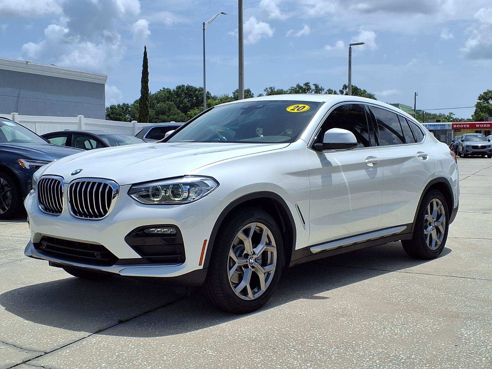 Used 2020 BMW X4 xDrive30i w/ Convenience Package AWD/4WD image 3