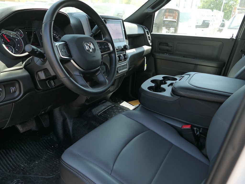 New 2026 RAM 3500 Tradesman w/ Chrome Appearance Group A AWD/4WD image 13