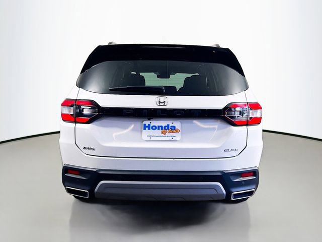 Certified 2023 Honda Pilot Elite image 19