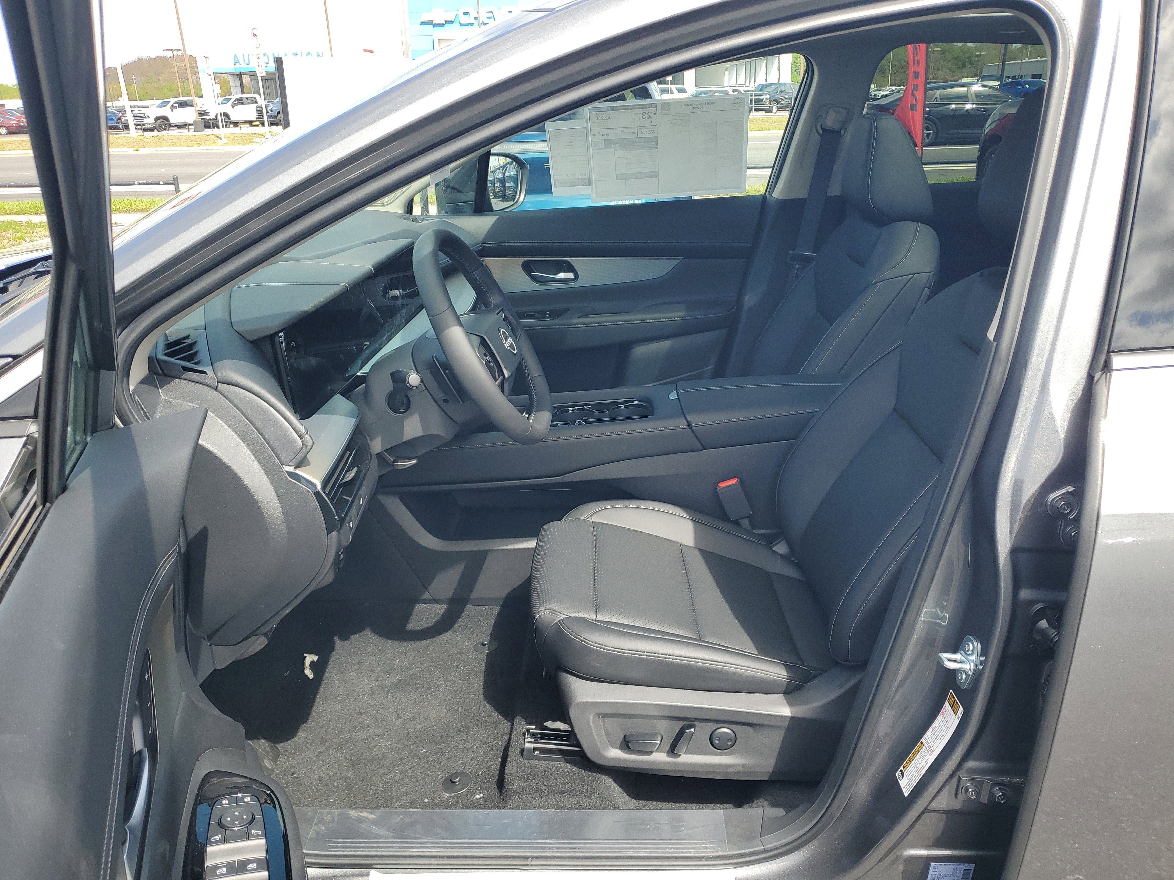 New 2026 Nissan Murano SL image 9