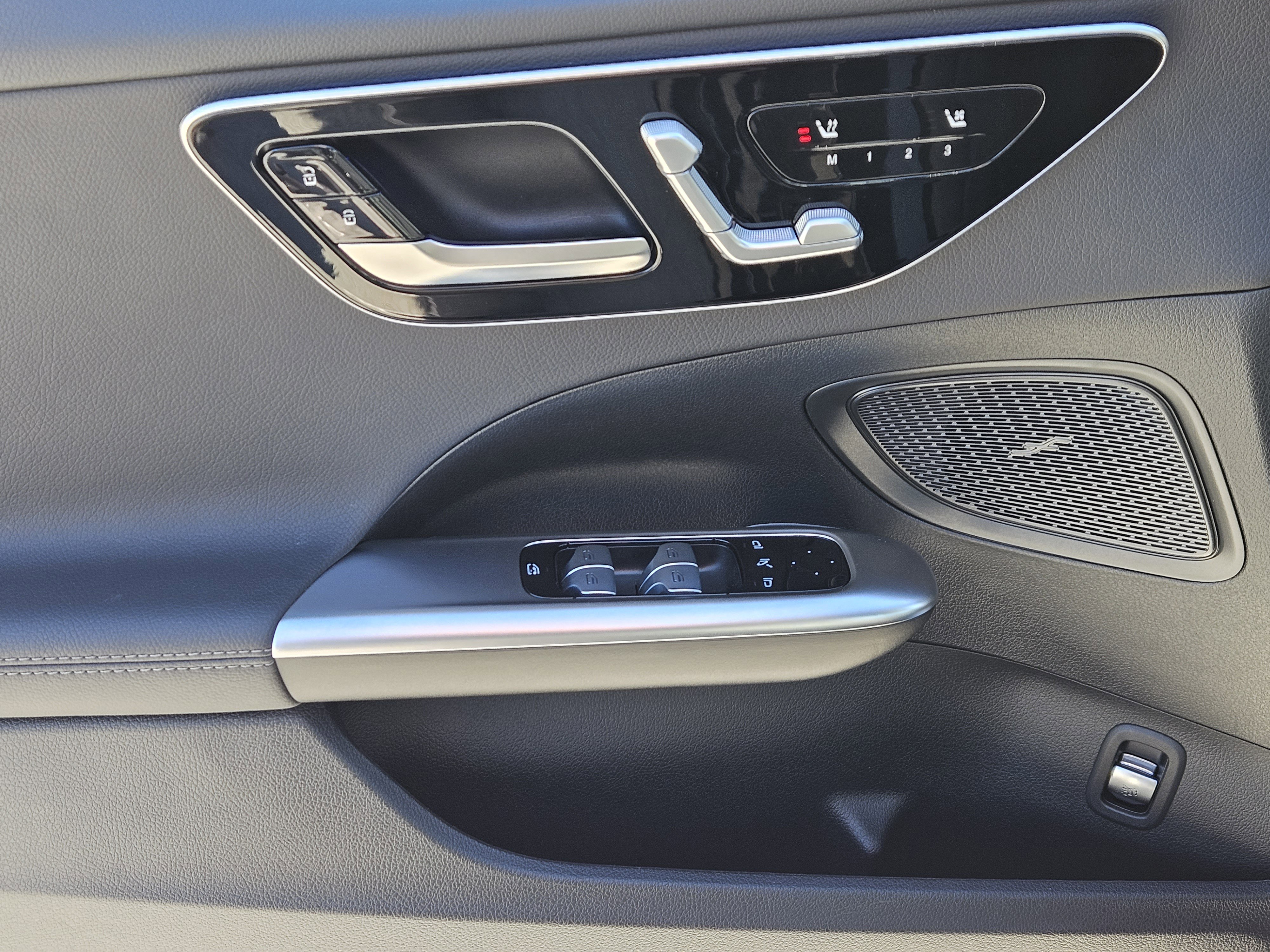 Certified 2025 Mercedes-Benz C 300 Sedan image 23