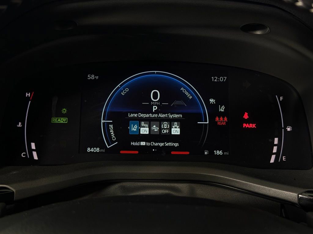 Used 2025 Toyota Camry SE image 15
