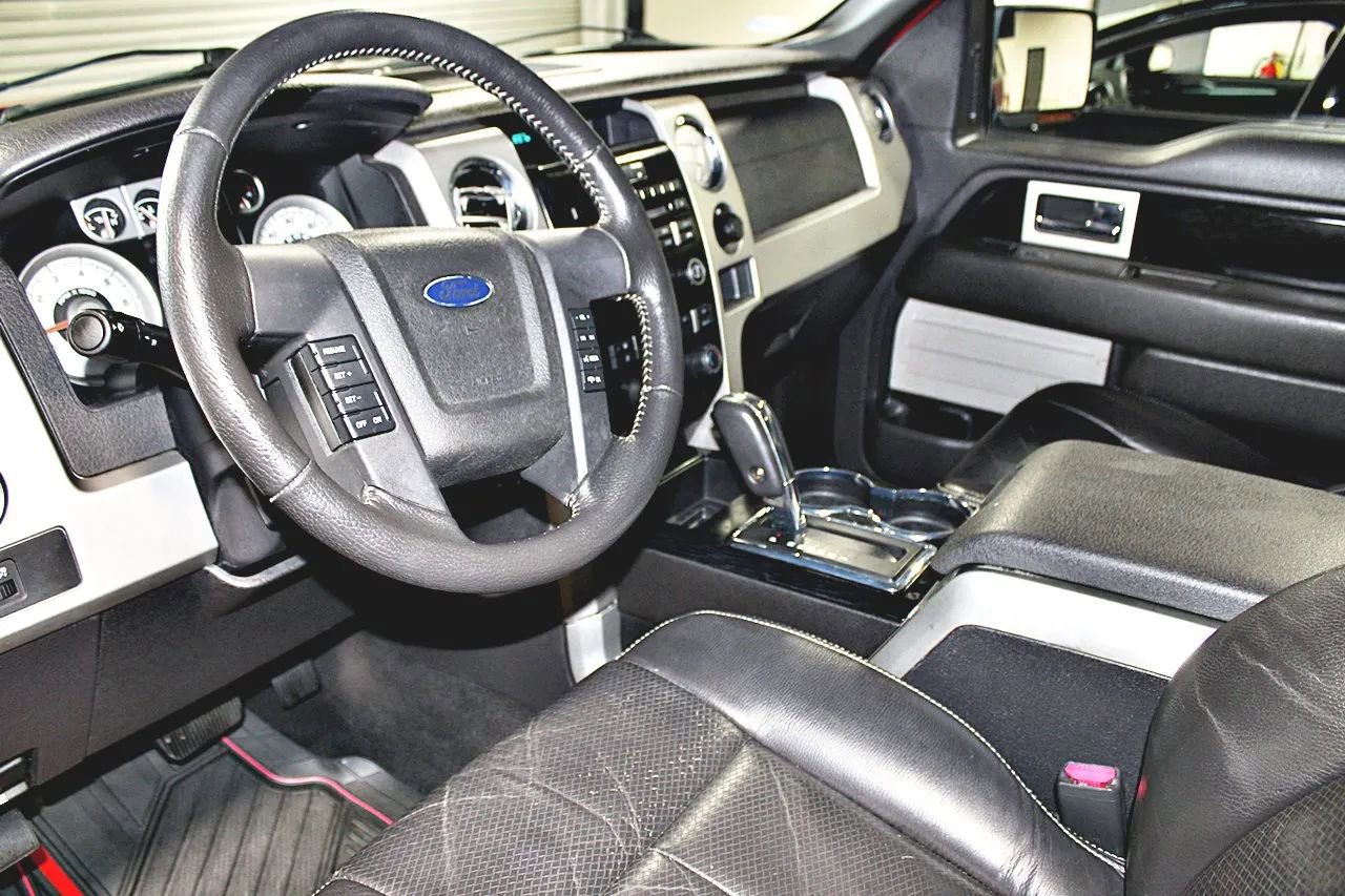 Used 2010 Ford F150 Lariat image 7