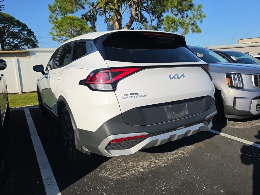 Certified 2024 Kia Sportage EX FWD image 13