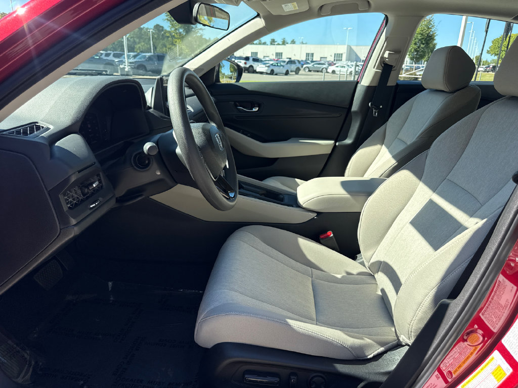 Certified 2026 Honda Accord SE image 13