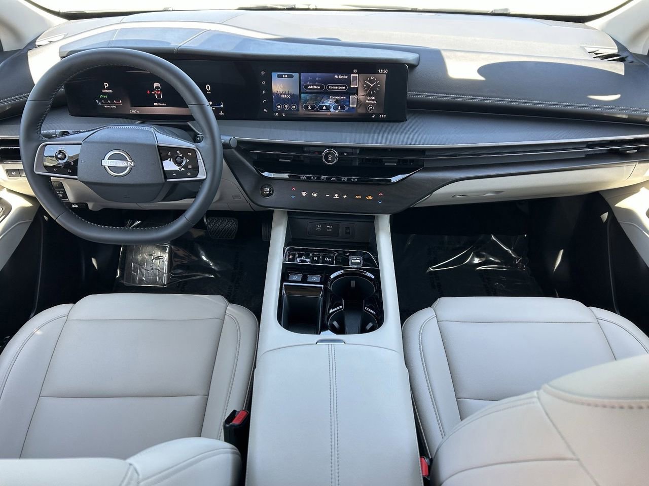 Certified 2025 Nissan Murano SV w/ Cargo Package image 18