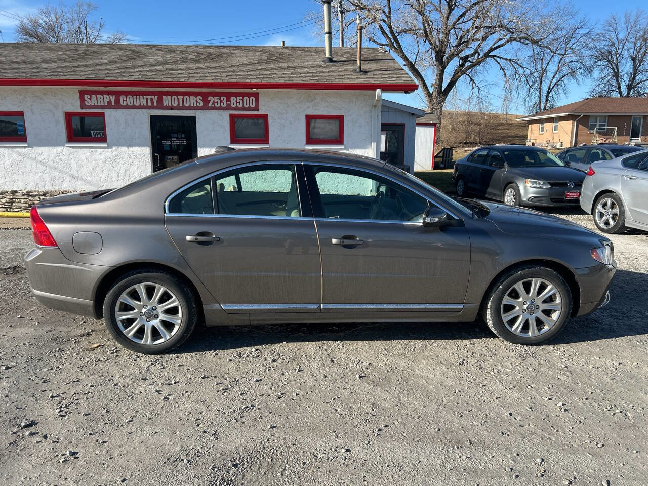 Used 2011 Volvo S80 3.2 w/ Climate Pkg image 2