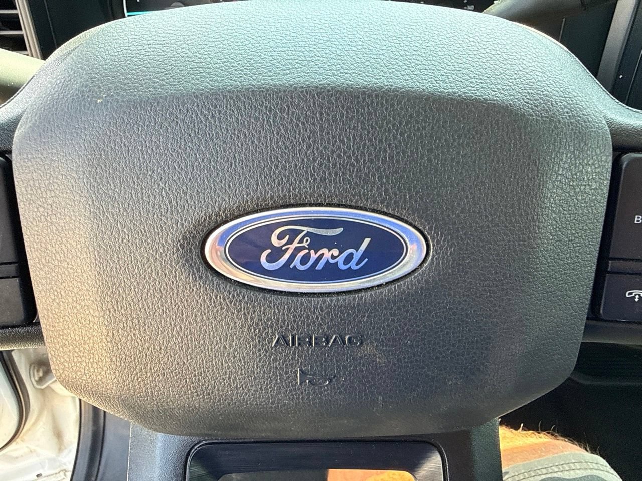 Used 2025 Ford F250 XLT AWD/4WD image 27
