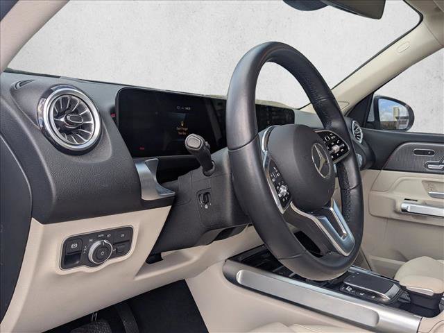 Used 2023 Mercedes-Benz EQB 350 4MATIC SUV image 9