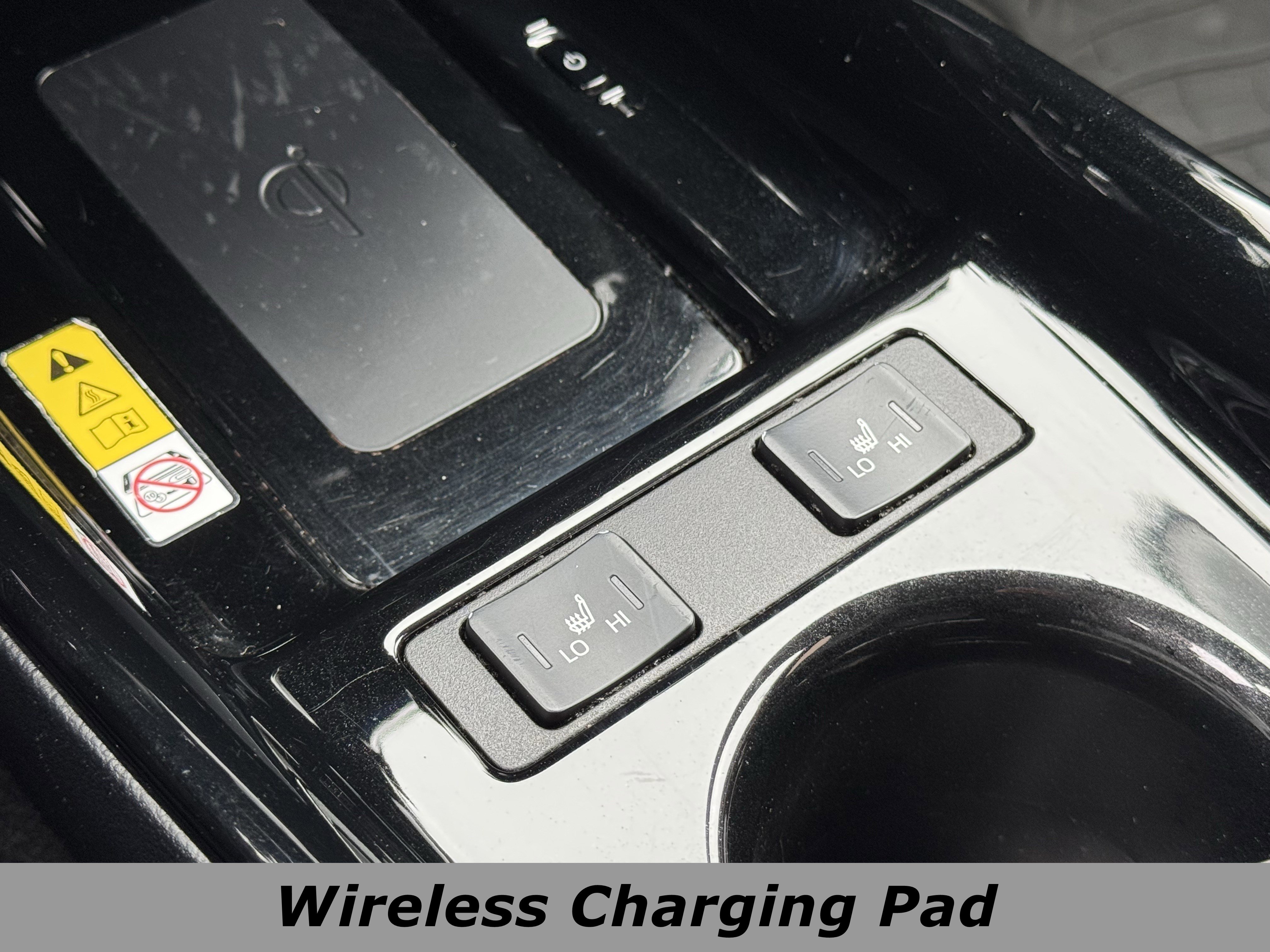 Used 2021 Toyota Prius L Eco image 11