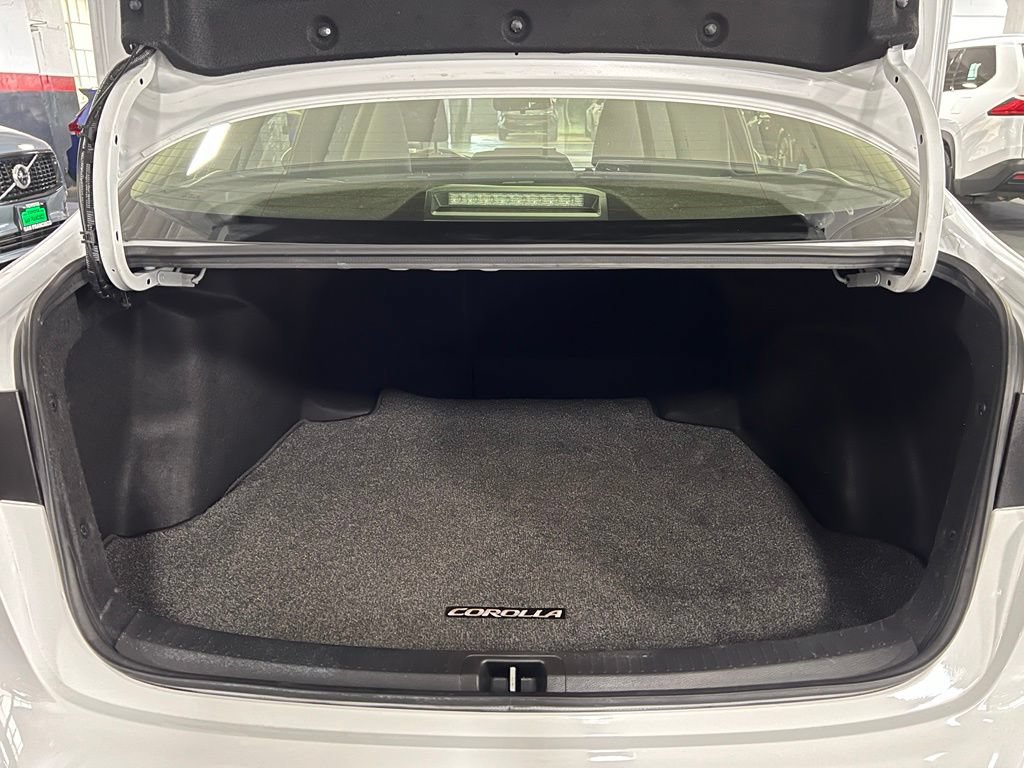 Certified 2023 Toyota Corolla LE w/ Carpet Mat Package (TMS) FWD image 38
