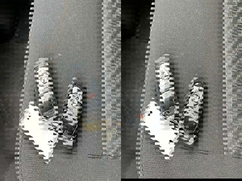 Used 2022 Ford E-Transit 148 High Roof Extended image 25