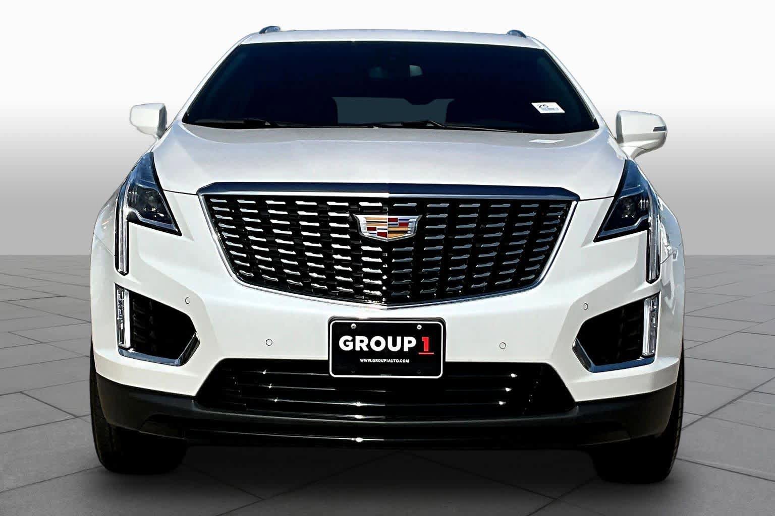 Used 2025 Cadillac XT5 Luxury w/ LPO, Floor Liner Package image 4