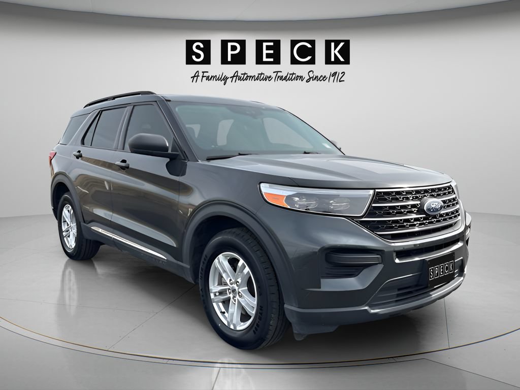 Used 2022 Ford Explorer XLT AWD/4WD image 7