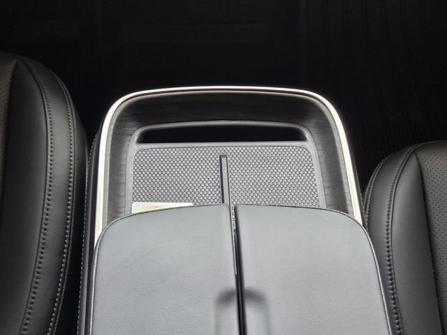 Used 2026 Rivian R1S Adventure image 19