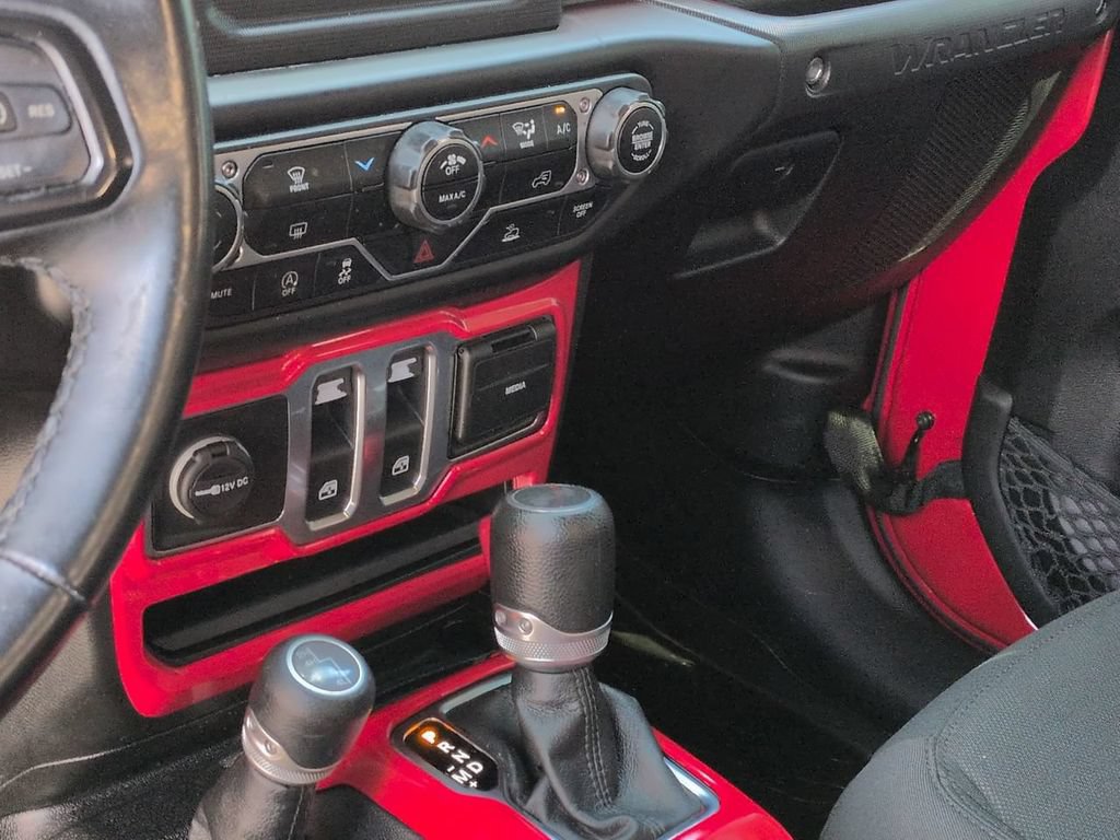 Used 2022 Jeep Wrangler Sport AWD/4WD image 17