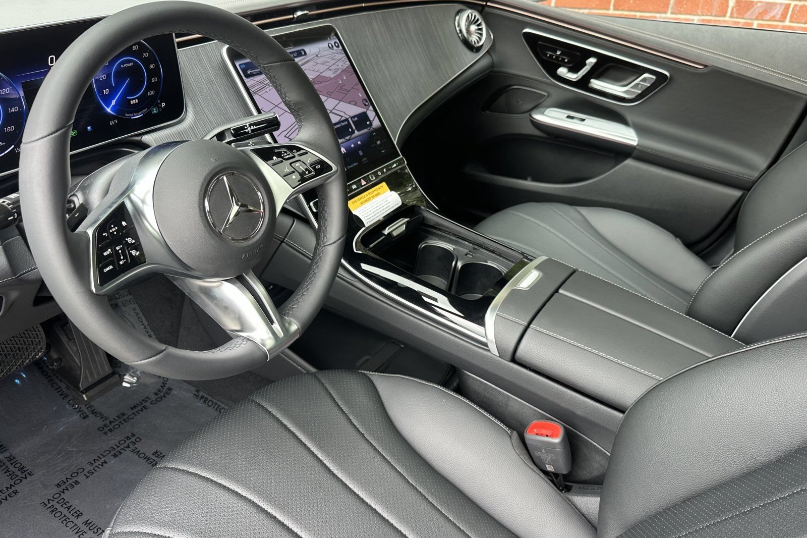 New 2026 Mercedes-Benz EQE 320 4MATIC Sedan image 10