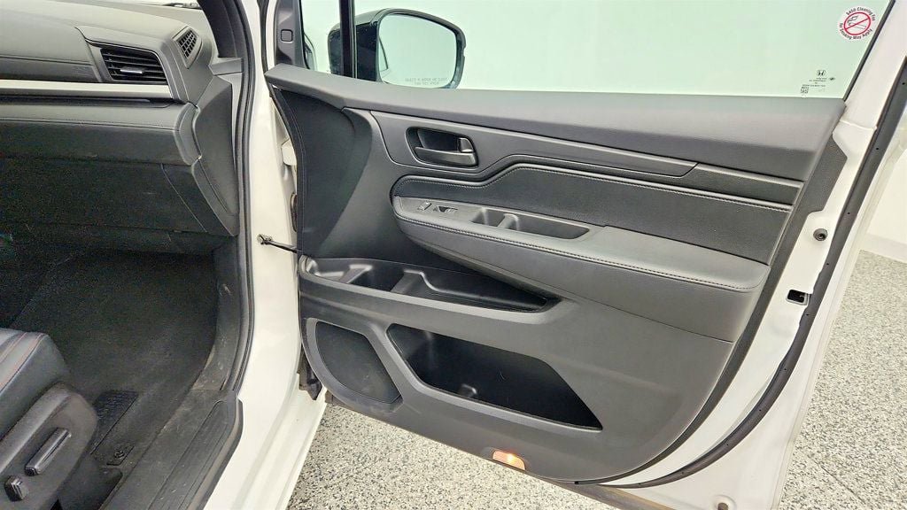 Used 2025 Honda Odyssey Sport-L image 26