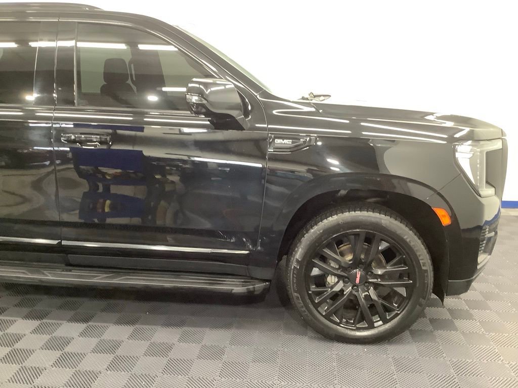 Used 2021 GMC Yukon SLT w/ SLT Luxury Package image 28