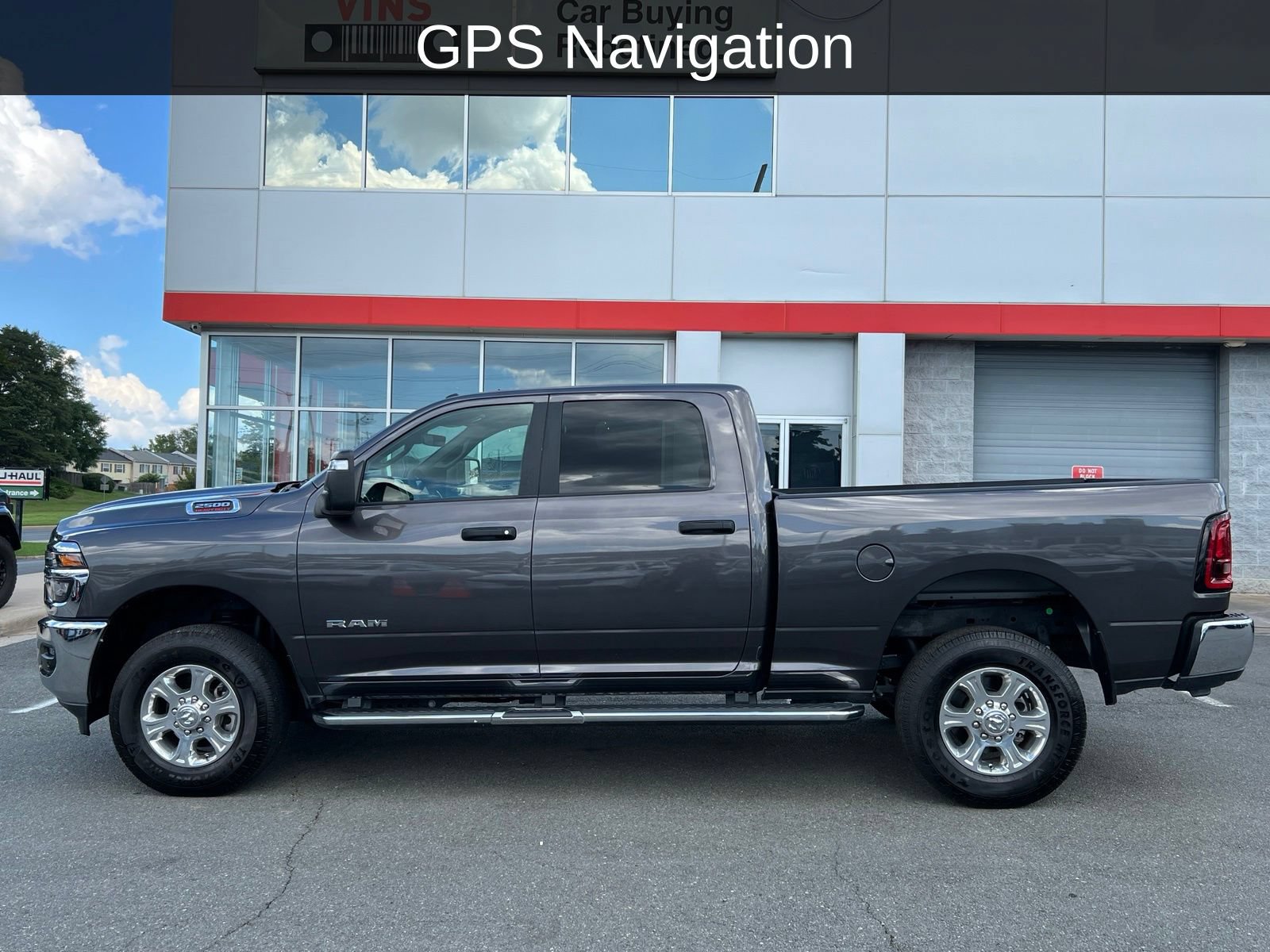 Used 2026 RAM 2500 Big Horn AWD/4WD image 2