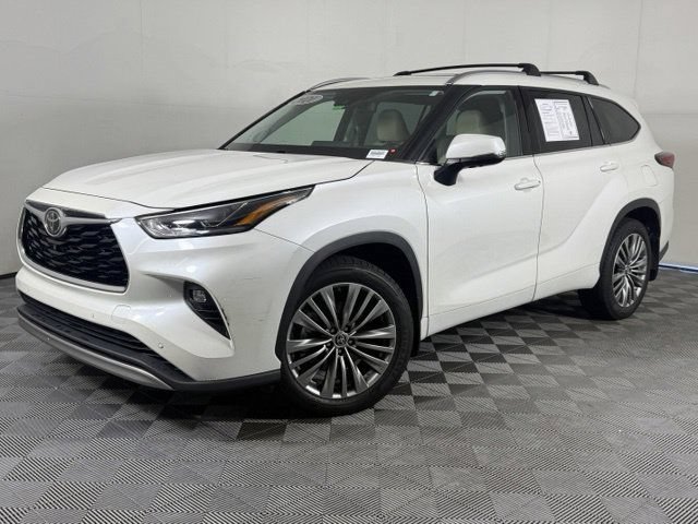 Used 2021 Toyota Highlander Platinum